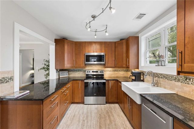 350 Garden Lane NW, Atlanta, GA 30309