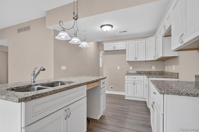 16535 Savor Lane 27, Clinton Township, MI 48035