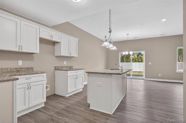 16535 Savor Lane 27, Clinton Township, MI 48035