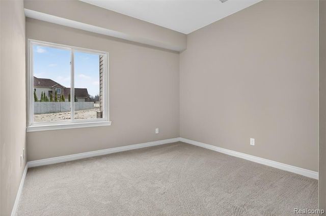 16535 Savor Lane 27, Clinton Township, MI 48035