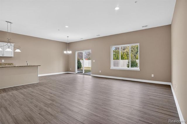 16535 Savor Lane 27, Clinton Township, MI 48035
