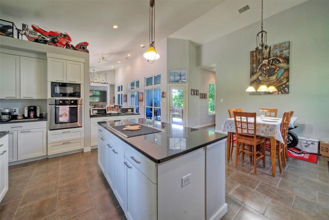 108 Pukoo DR, Bastrop, TX 78602