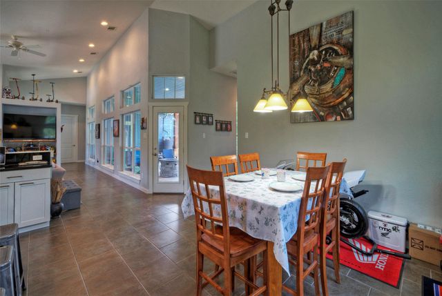 108 Pukoo DR, Bastrop, TX 78602