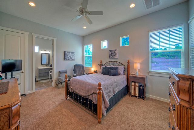 108 Pukoo DR, Bastrop, TX 78602