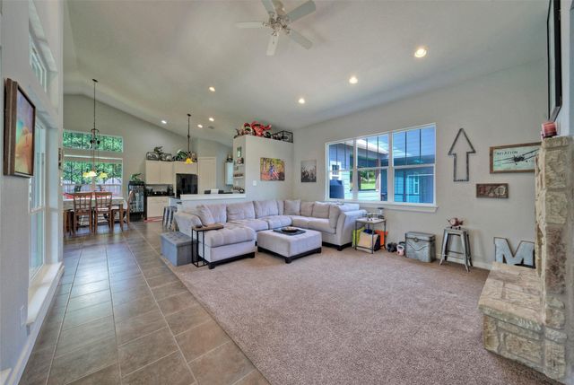 108 Pukoo DR, Bastrop, TX 78602