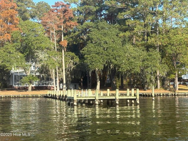 314 Sunnyside Drive, Washington, NC 27889