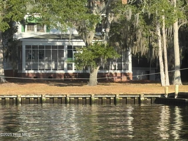 314 Sunnyside Drive, Washington, NC 27889