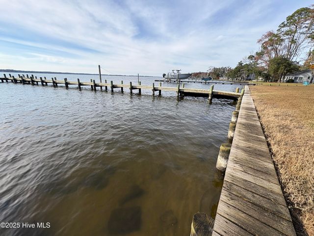 314 Sunnyside Drive, Washington, NC 27889