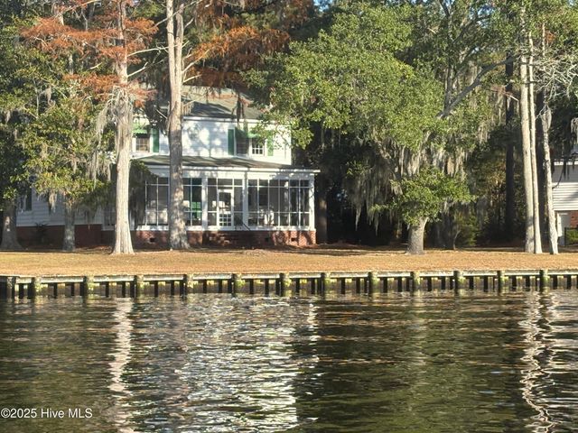 314 Sunnyside Drive, Washington, NC 27889