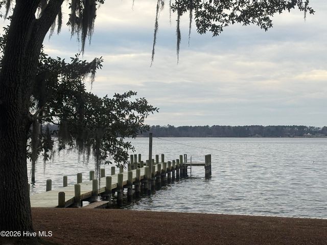 314 Sunnyside Drive, Washington, NC 27889