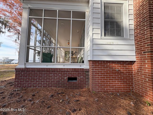 314 Sunnyside Drive, Washington, NC 27889