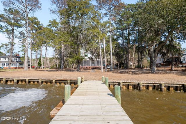 314 Sunnyside Drive, Washington, NC 27889