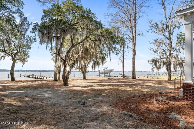 314 Sunnyside Drive, Washington, NC 27889