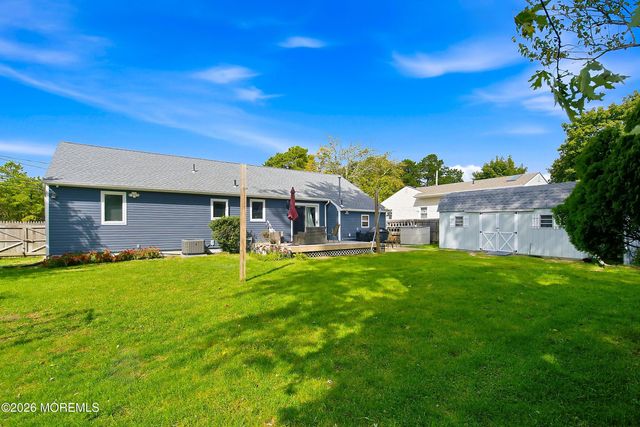 1417 Anchor Avenue, Beachwood, NJ 08722