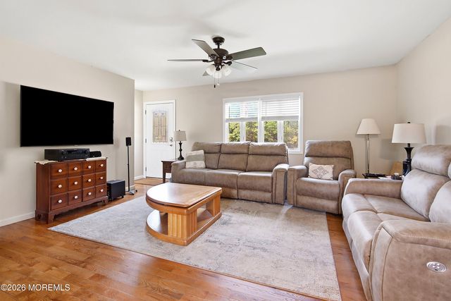 1417 Anchor Avenue, Beachwood, NJ 08722