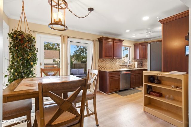 1417 Anchor Avenue, Beachwood, NJ 08722