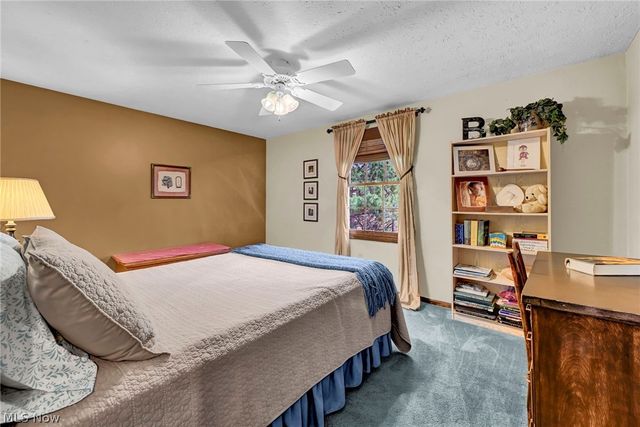 15888 Inglewood Drive, Strongsville, OH 44136