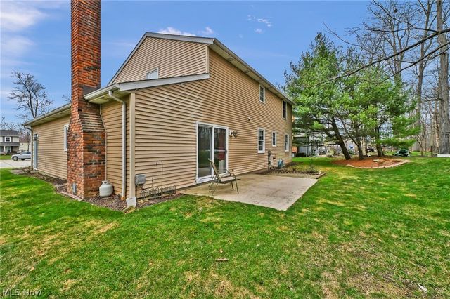 15888 Inglewood Drive, Strongsville, OH 44136