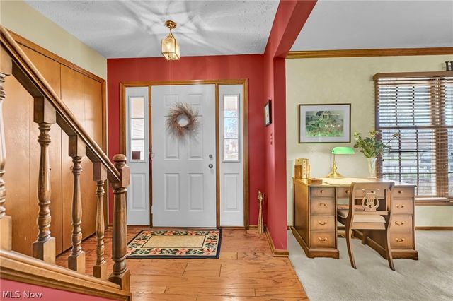 15888 Inglewood Drive, Strongsville, OH 44136