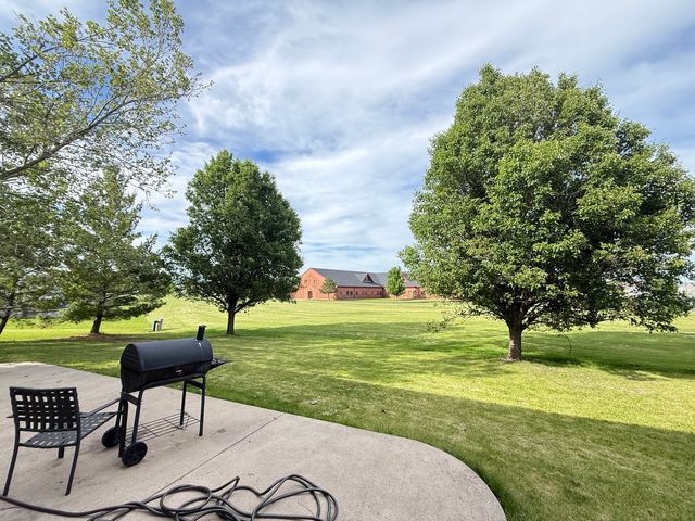 2023 Crosswind Drive, Plainfield, IL 60586