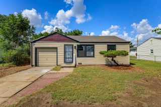630 W 47th St S, Wichita, KS 67217