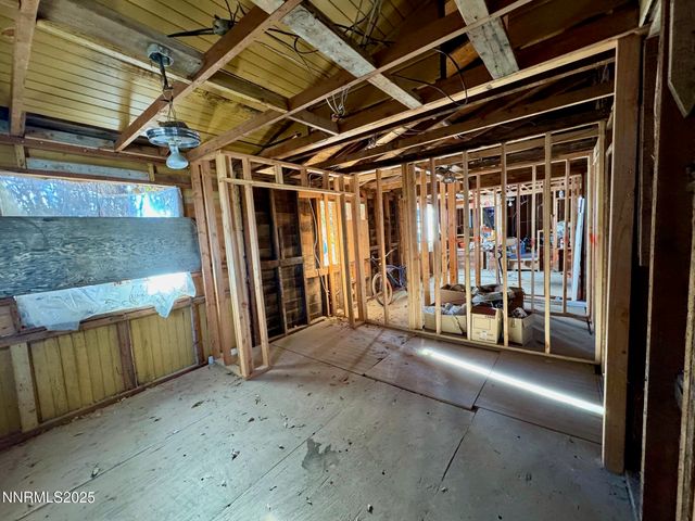 615 Grinnel Ave, Lovelock, NV 89419