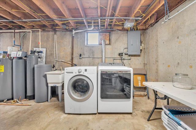 1311 Penley BLVD, Salem, VA 24153