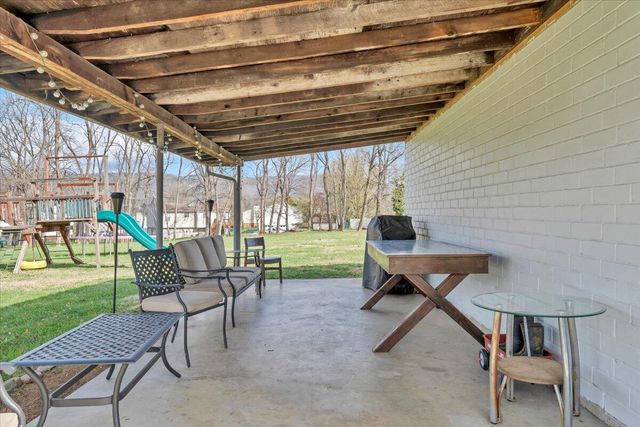 1311 Penley BLVD, Salem, VA 24153