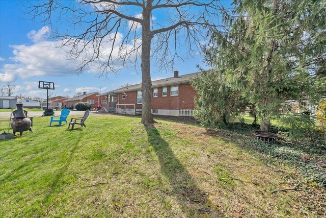 1311 Penley BLVD, Salem, VA 24153