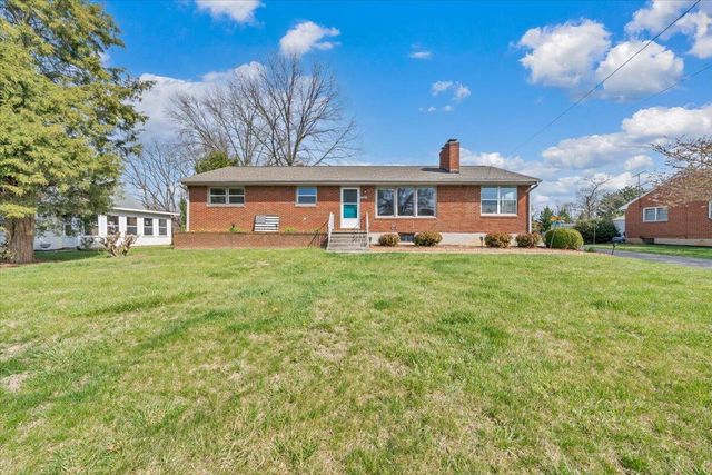 1311 Penley BLVD, Salem, VA 24153