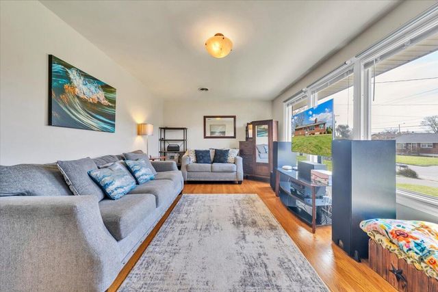 1311 Penley BLVD, Salem, VA 24153