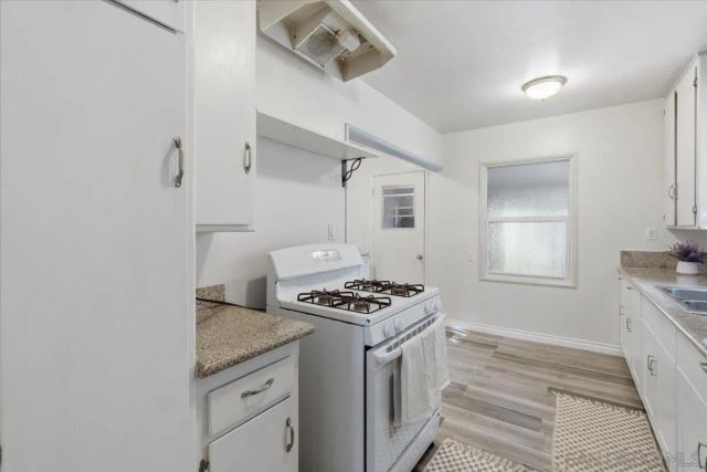 5549 Dream St, San Diego, CA 92114