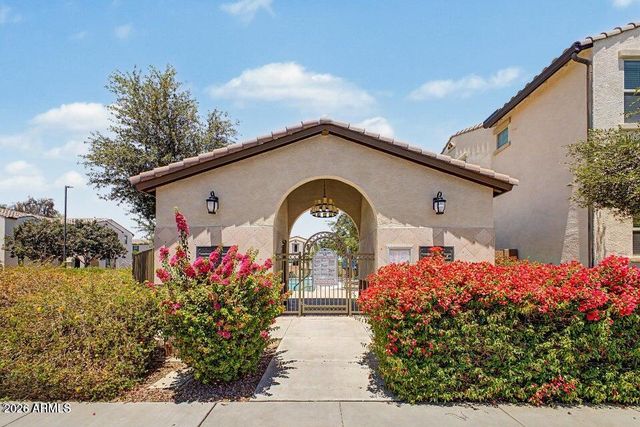 1587 W MARLIN Drive, Chandler, AZ 85286