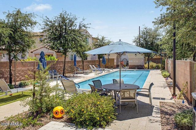 1587 W MARLIN Drive, Chandler, AZ 85286