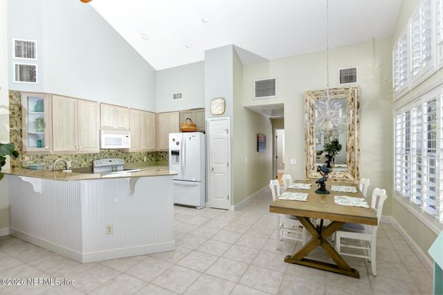 2999 1ST Avenue B, Fernandina Beach, FL 32034