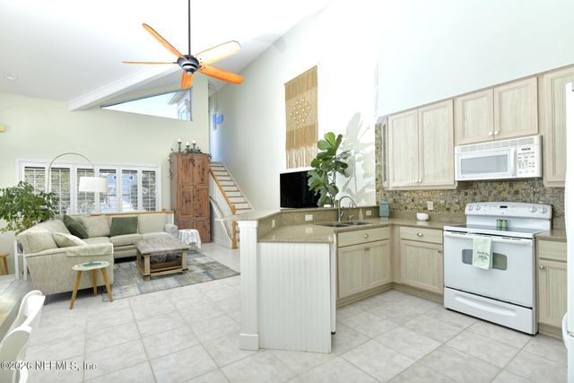 2999 1ST Avenue B, Fernandina Beach, FL 32034