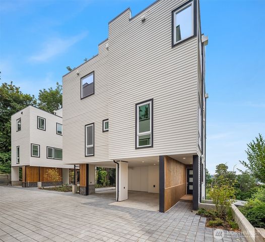530 W Barrett Street, Seattle, WA 98119