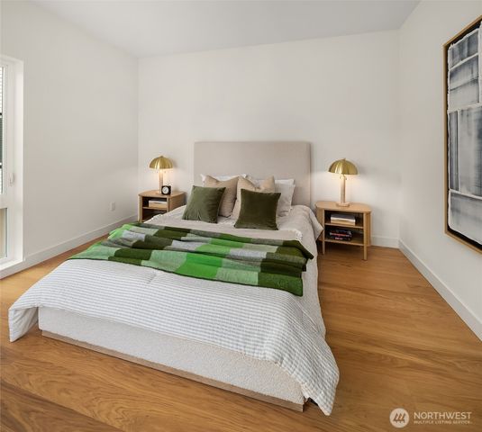 530 W Barrett Street, Seattle, WA 98119