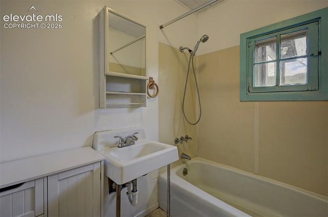 110 Duncan Avenue, Manitou Springs, CO 80829