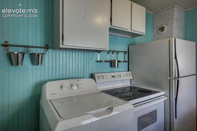 110 Duncan Avenue, Manitou Springs, CO 80829