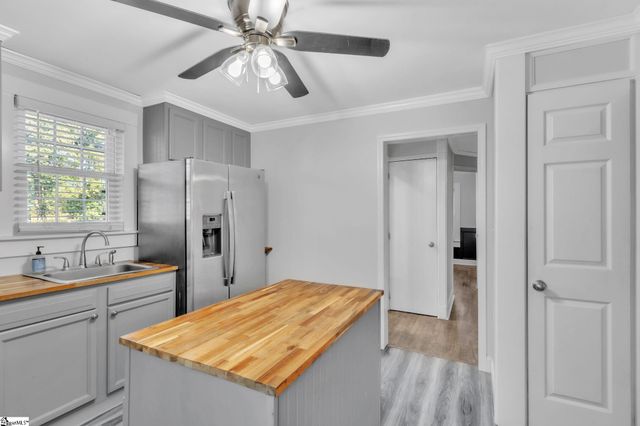 106 Brookdale Avenue, Greenville, SC 29607