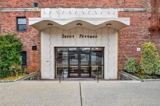 1122 Yonkers Avenue 6F, Yonkers, NY 10704