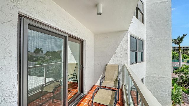 1000 LONGBOAT CLUB ROAD 304, Longboat Key, FL 34228