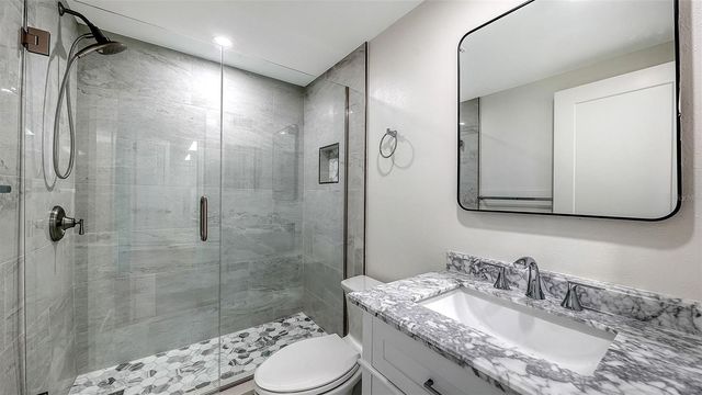 1000 LONGBOAT CLUB ROAD 304, Longboat Key, FL 34228