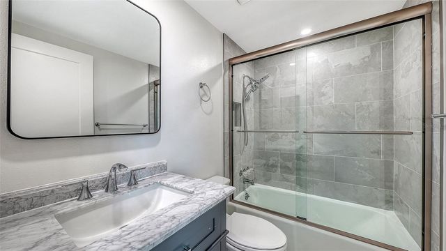 1000 LONGBOAT CLUB ROAD 304, Longboat Key, FL 34228