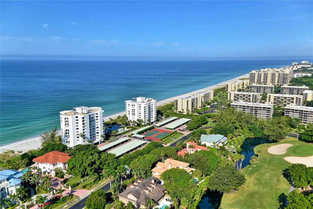 Image 3 of property listing at 1000 LONGBOAT CLUB ROAD 304, Longboat Key, FL 34228