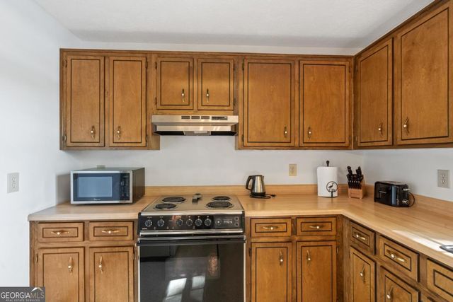 184 Crooked Creek Bay Road, Eatonton, GA 31024