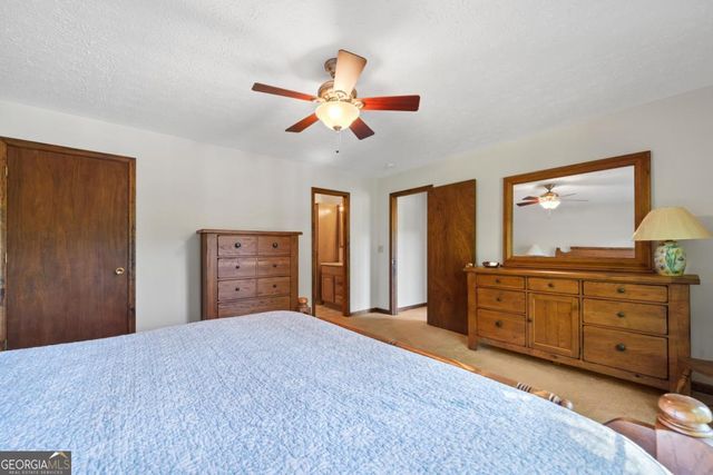 184 Crooked Creek Bay Road, Eatonton, GA 31024