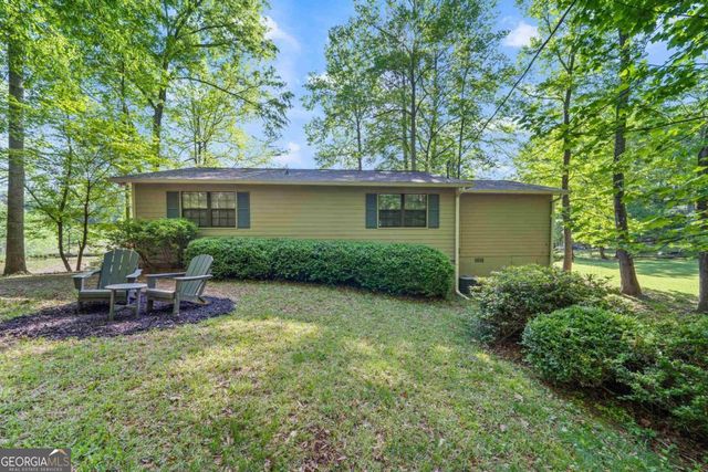 184 Crooked Creek Bay Road, Eatonton, GA 31024