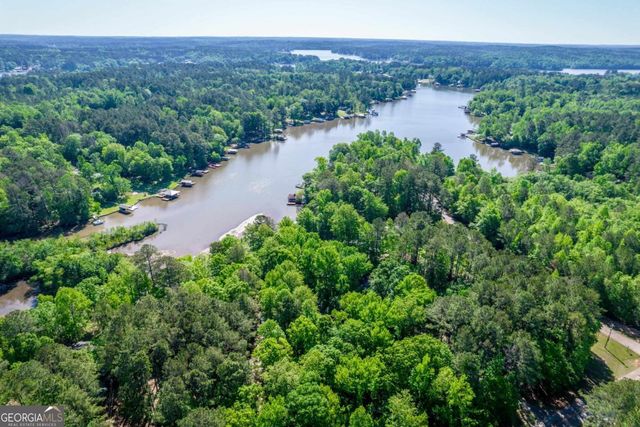 184 Crooked Creek Bay Road, Eatonton, GA 31024